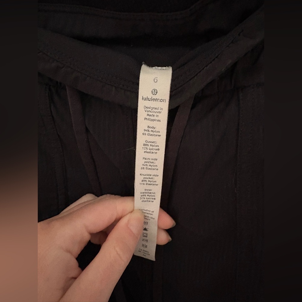Lululemon Women's Dance Studio Joggers Black Size 6 Yoga Running Pants - Picture 7 of 9